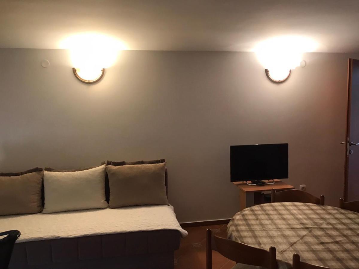 Guesthouse MB Knezevic Budva Buitenkant foto